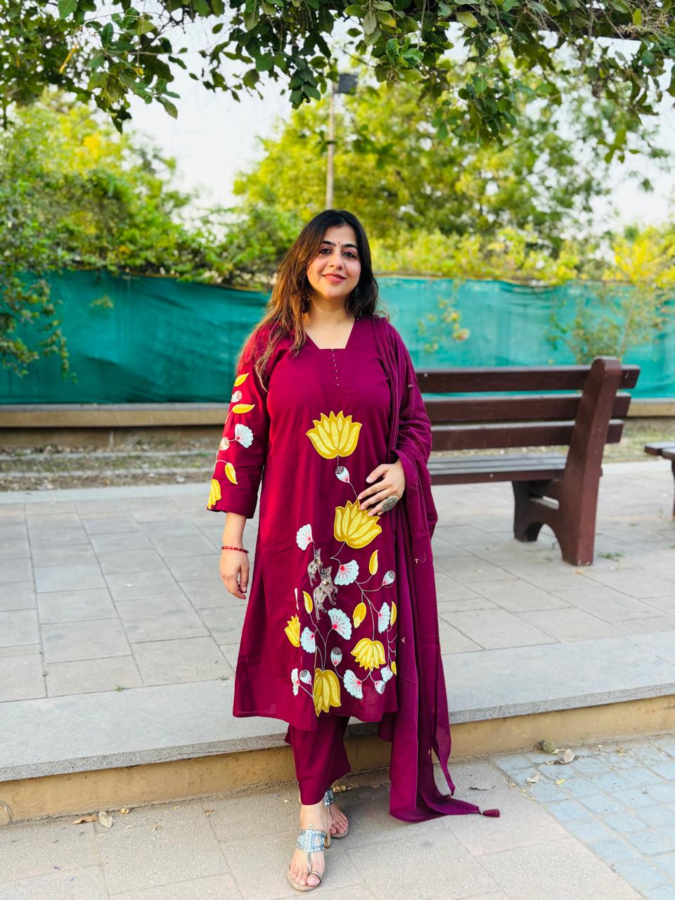 Magenta Lotus Printed Kurta Set 💜