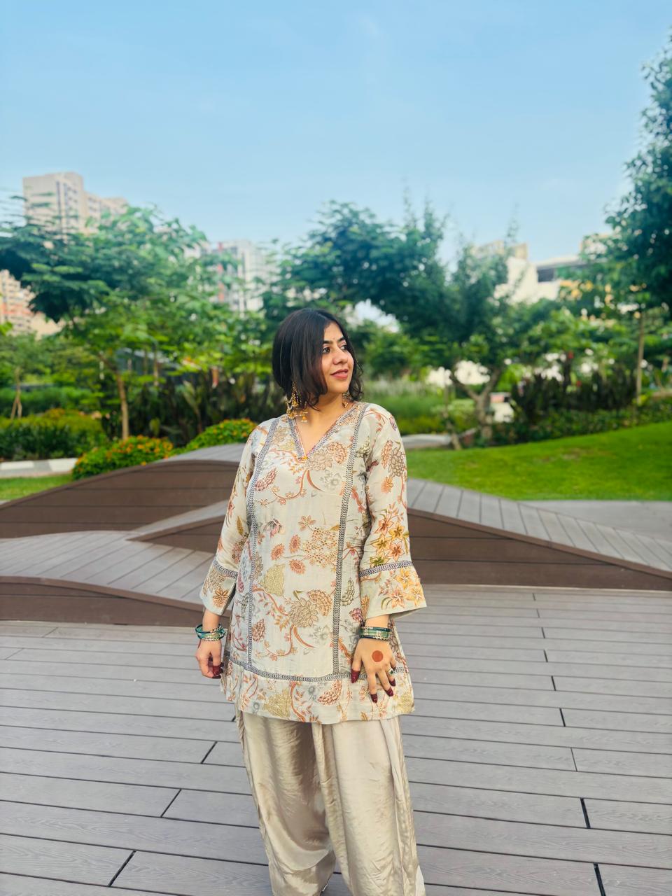 Metallic Floral Printed Embroidered 3-Piece Farshi Suit with Dupatta